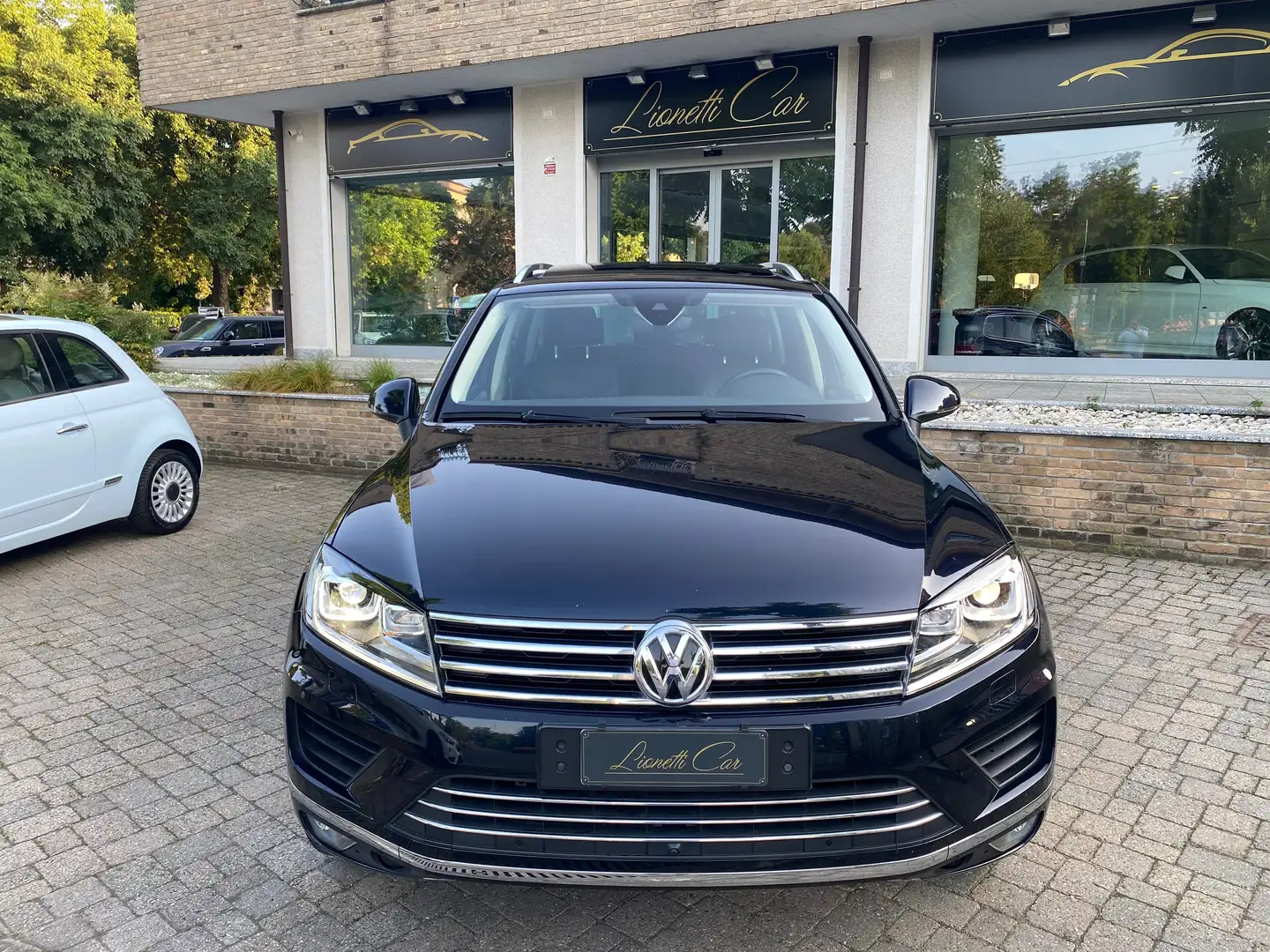Volkswagen Touareg Touareg 3.0 V6 tdi Executive 204 Cv tiptronic Nero - 2