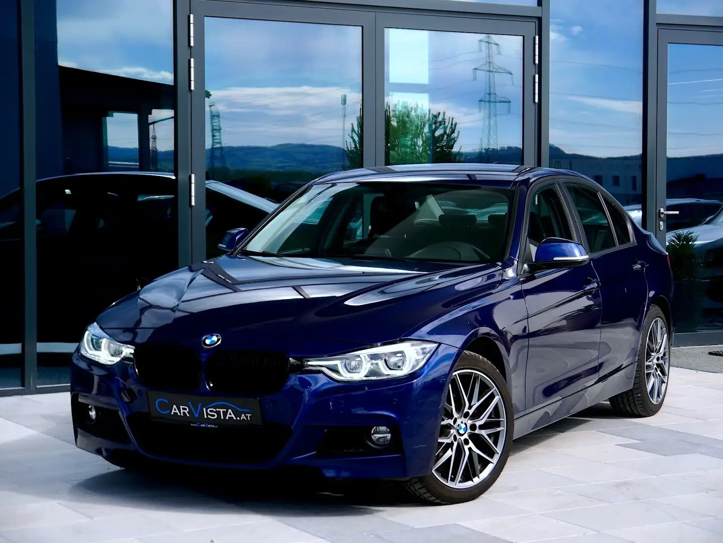 BMW 320 d Advantage Aut. Blau - 2