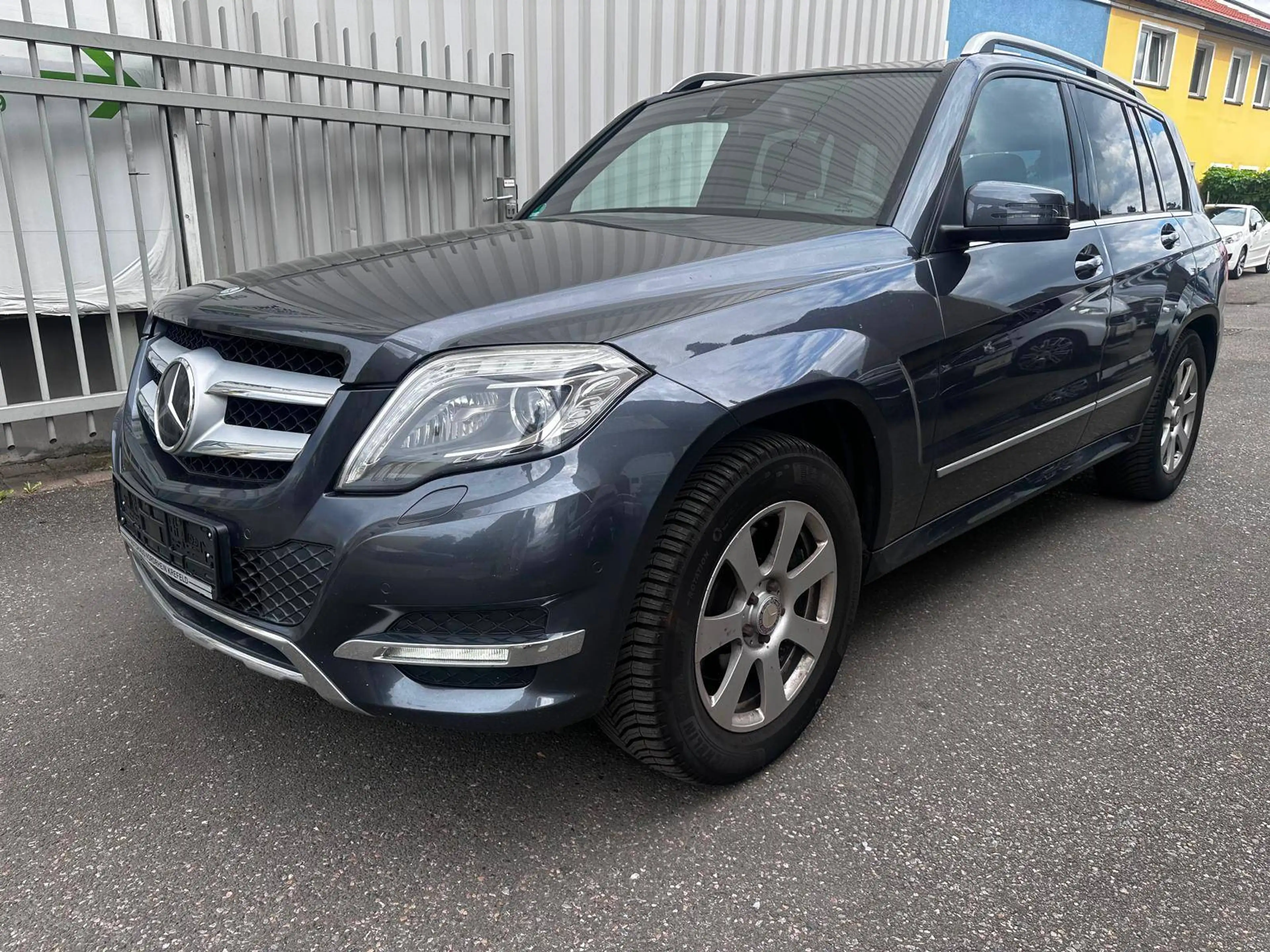 Mercedes-Benz GLK 220 CDI BlueEfficiency 4Matic 1.Hand Automatik AHK