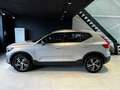 Volvo XC40 Core, B3 Mild hybrid, Benzine Plateado - thumbnail 3