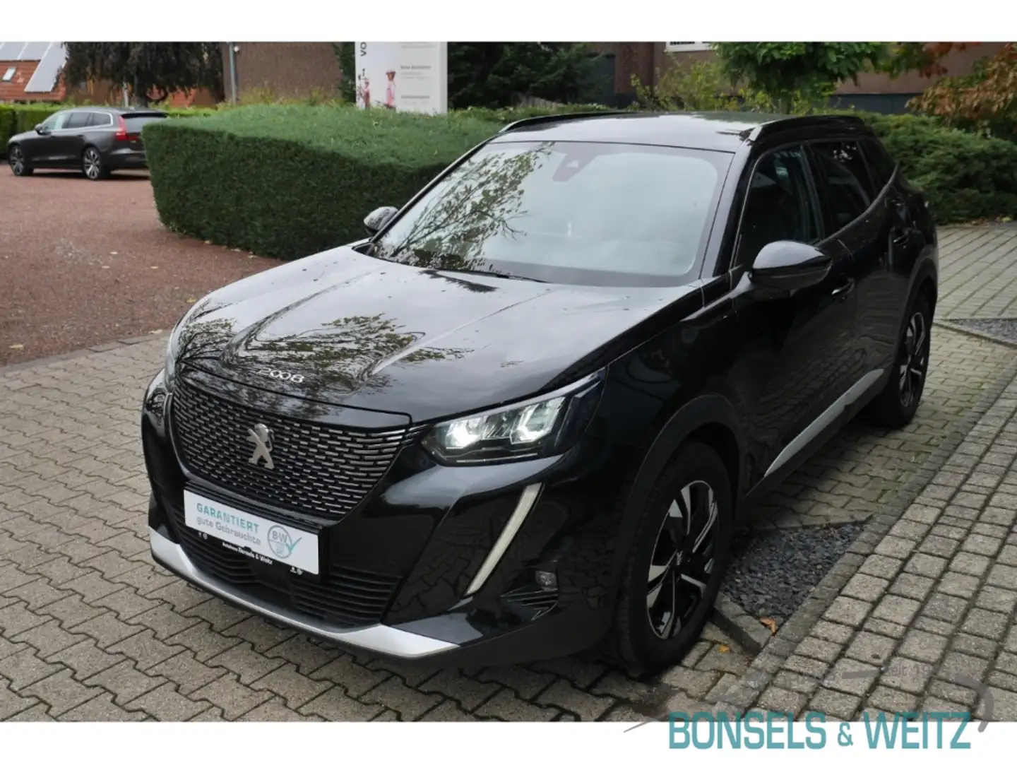 Peugeot 2008 Allure Pack 1.5 BlueHDi 130 AUTOMATIK Navi Digital Negro - 2