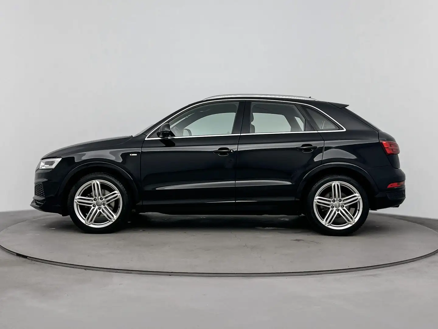 Audi Q3 1.4 TFSI CoD Sport Advance Sport | Navigatie | tre Schwarz - 2