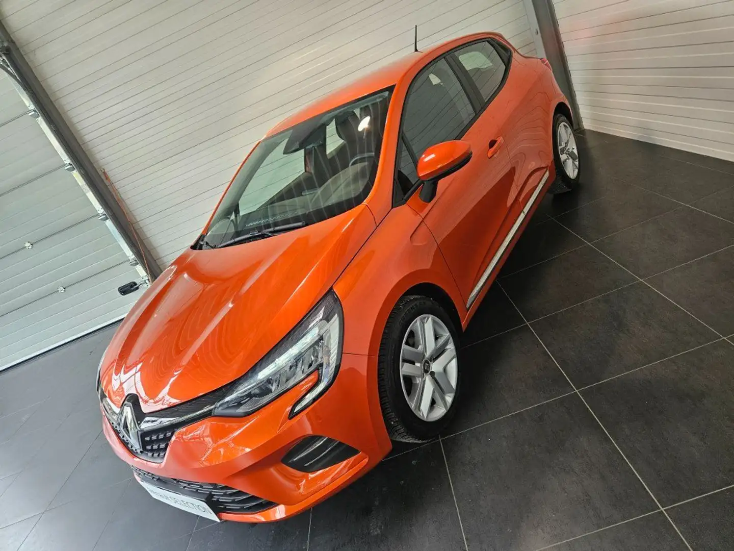 Renault Clio 1.0 TCe Zen AIRCO GPS RADARS ARR. 31000 KM !! Orange - 1