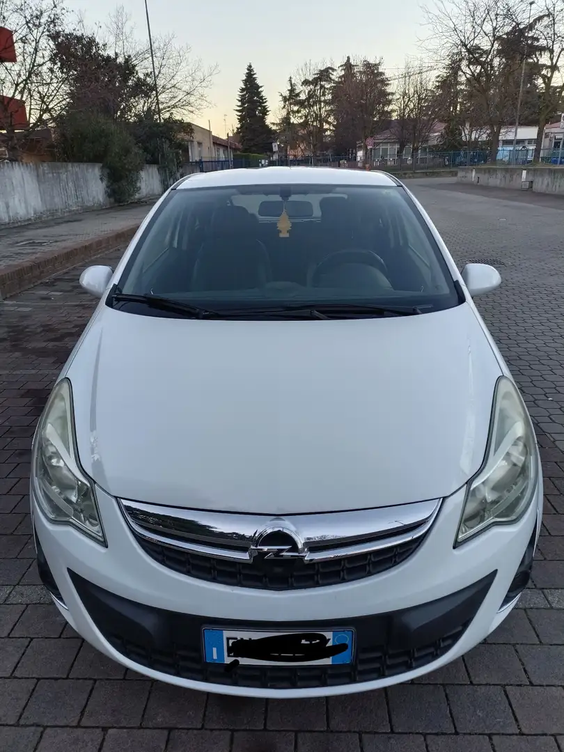 Opel Corsa 3p 1.2 Club 85cv Bianco - 1