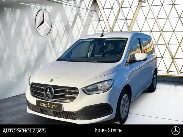 Mercedes-Benz Classe T T 180 Standard Tempomat*Sitzheizung*Klima*MBUX**