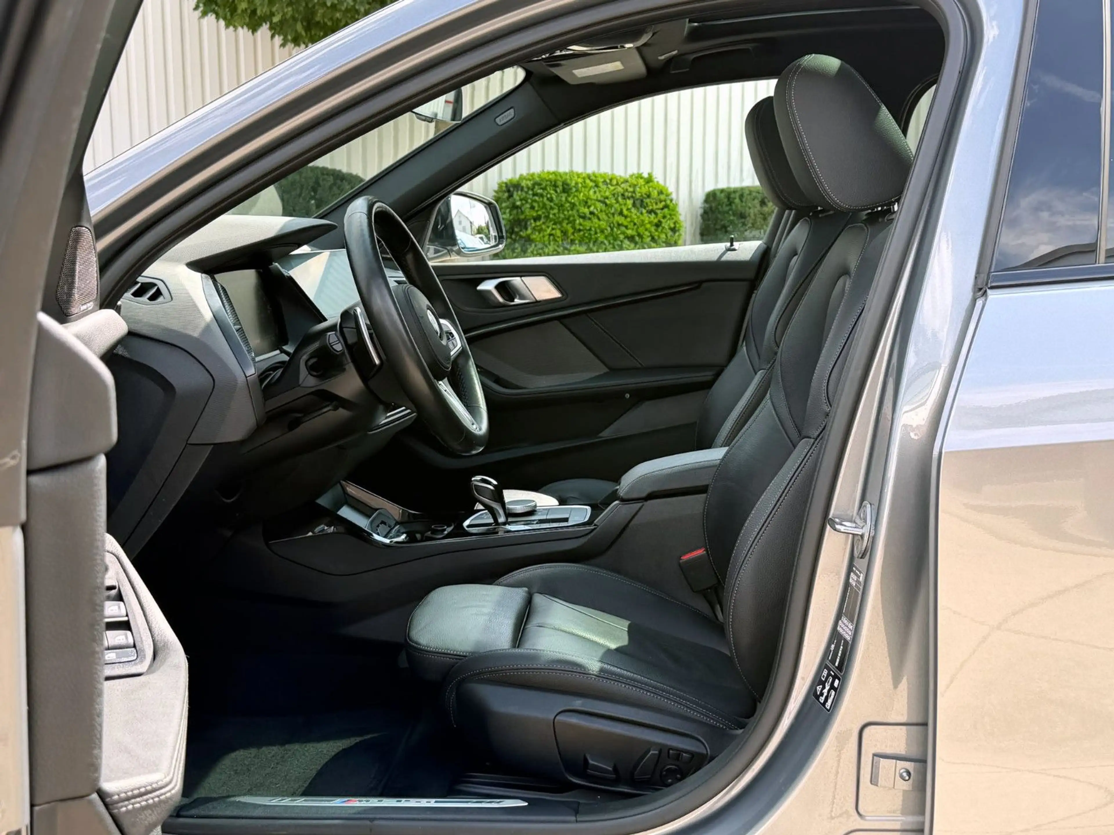 BMW 135 i Steptr. xDrive M-Perf. ACC KAM HUD PANO BT — photo 5