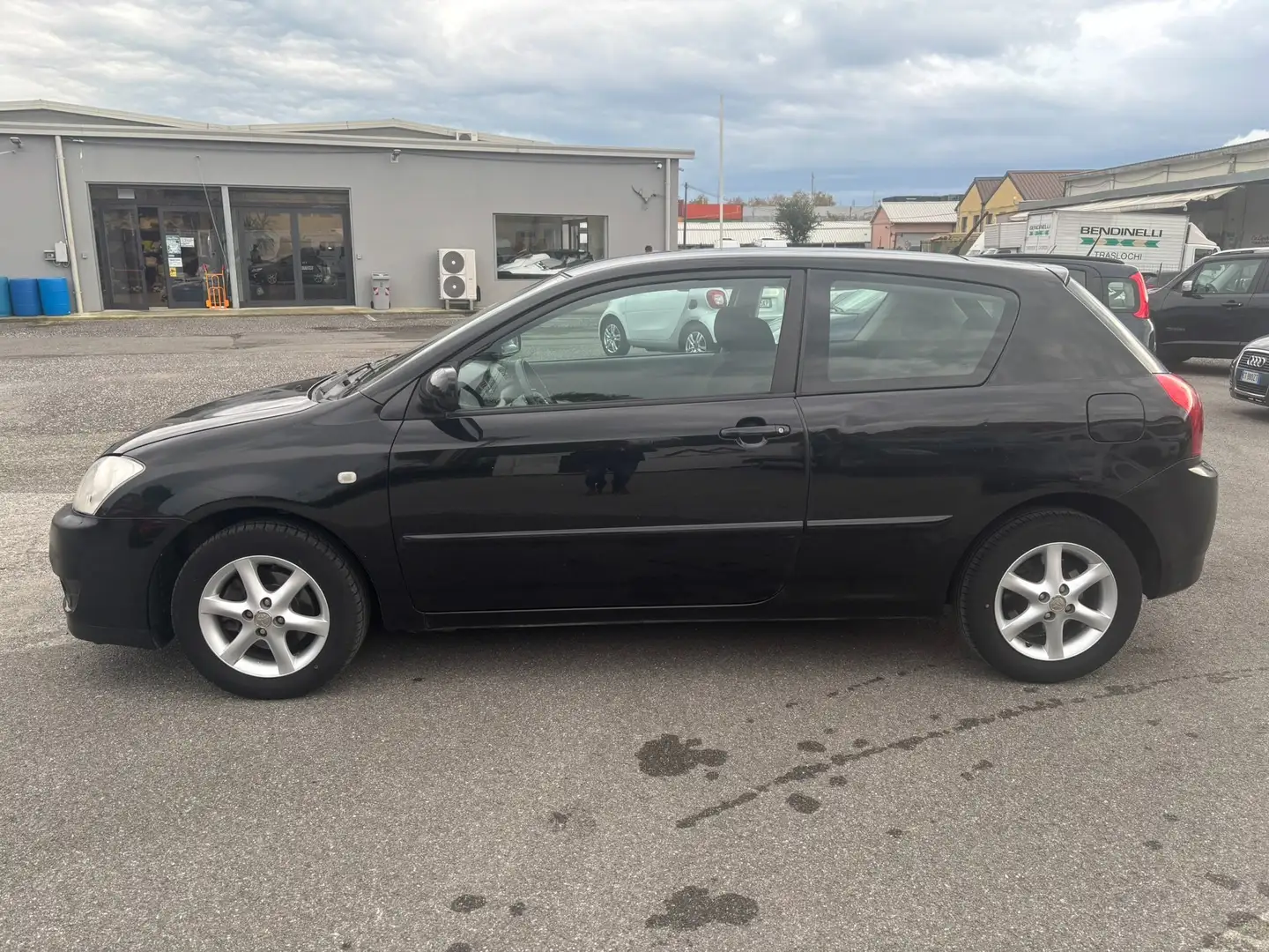 Toyota Corolla Corolla X 2004 1.4 d-4d 3p m-mt Noir - 2
