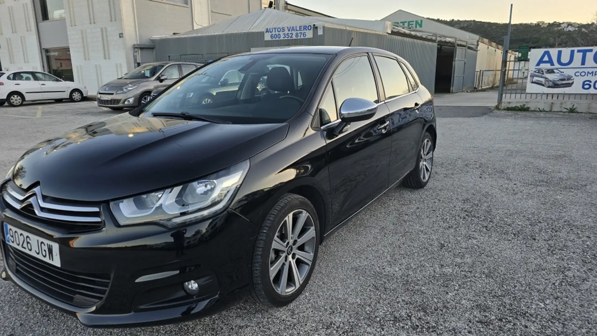 Citroen C4 1.6BlueHDI S&S Feel Edition 120 Negro - 2