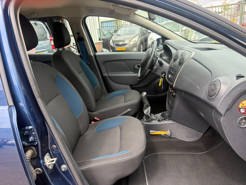 Dacia Sandero 0.9 TCe 10th Anniversary Airco, cruise, radio, tre — photo 12