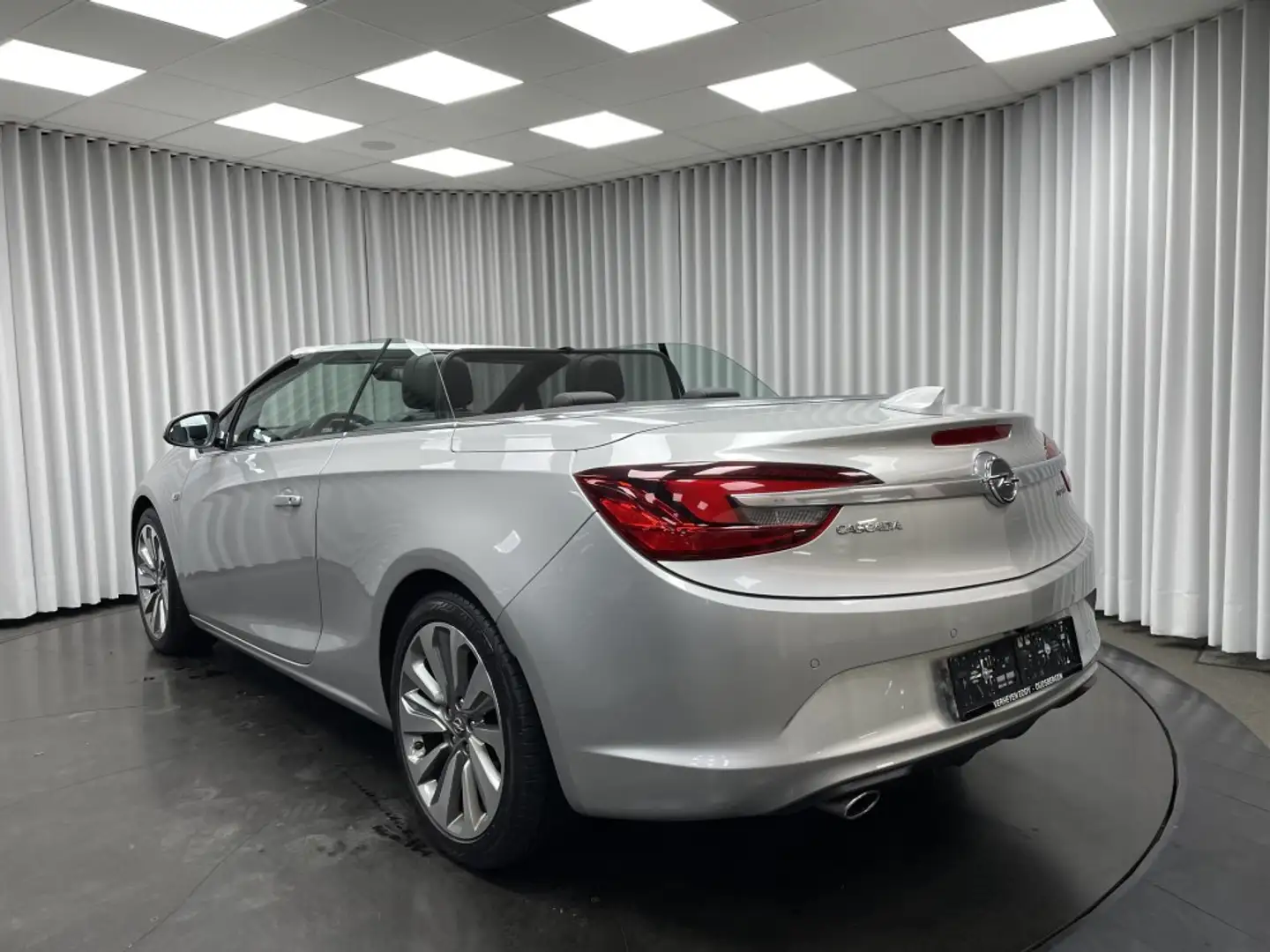 Opel Cascada Zilver - 2