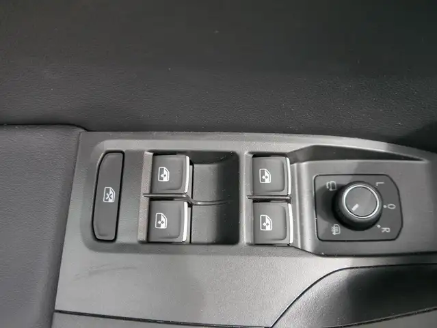 Seat Leon Leon view 9