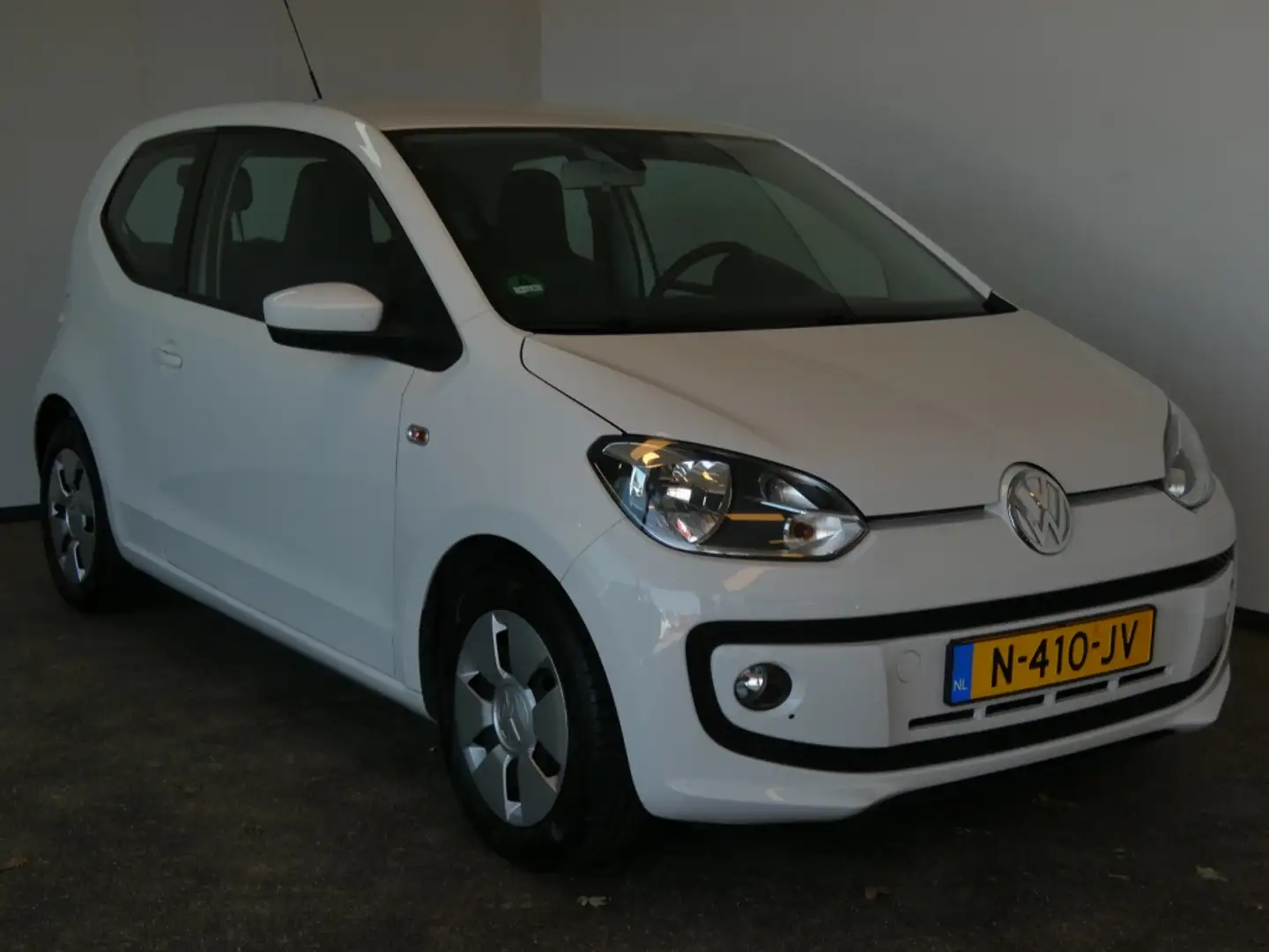 Volkswagen up! 1.0 move up! BlueM. Airco Bianco - 2