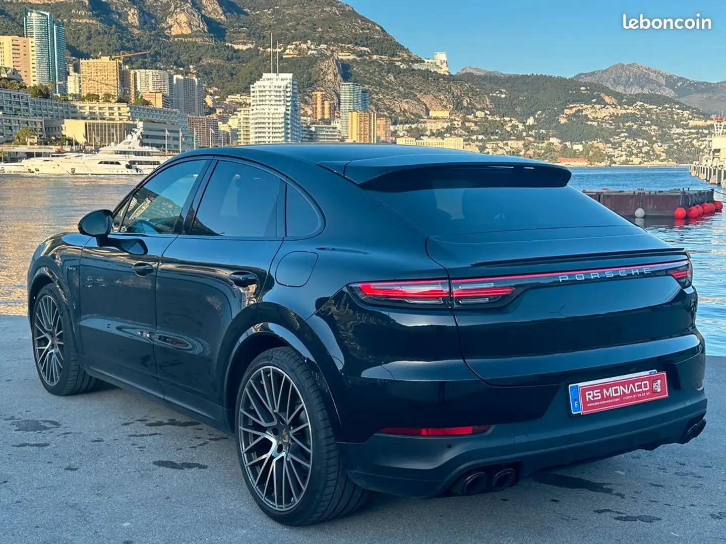 Porsche Cayenne iii coupe 3.0 v6 e-hybrid 462 Noir - 2