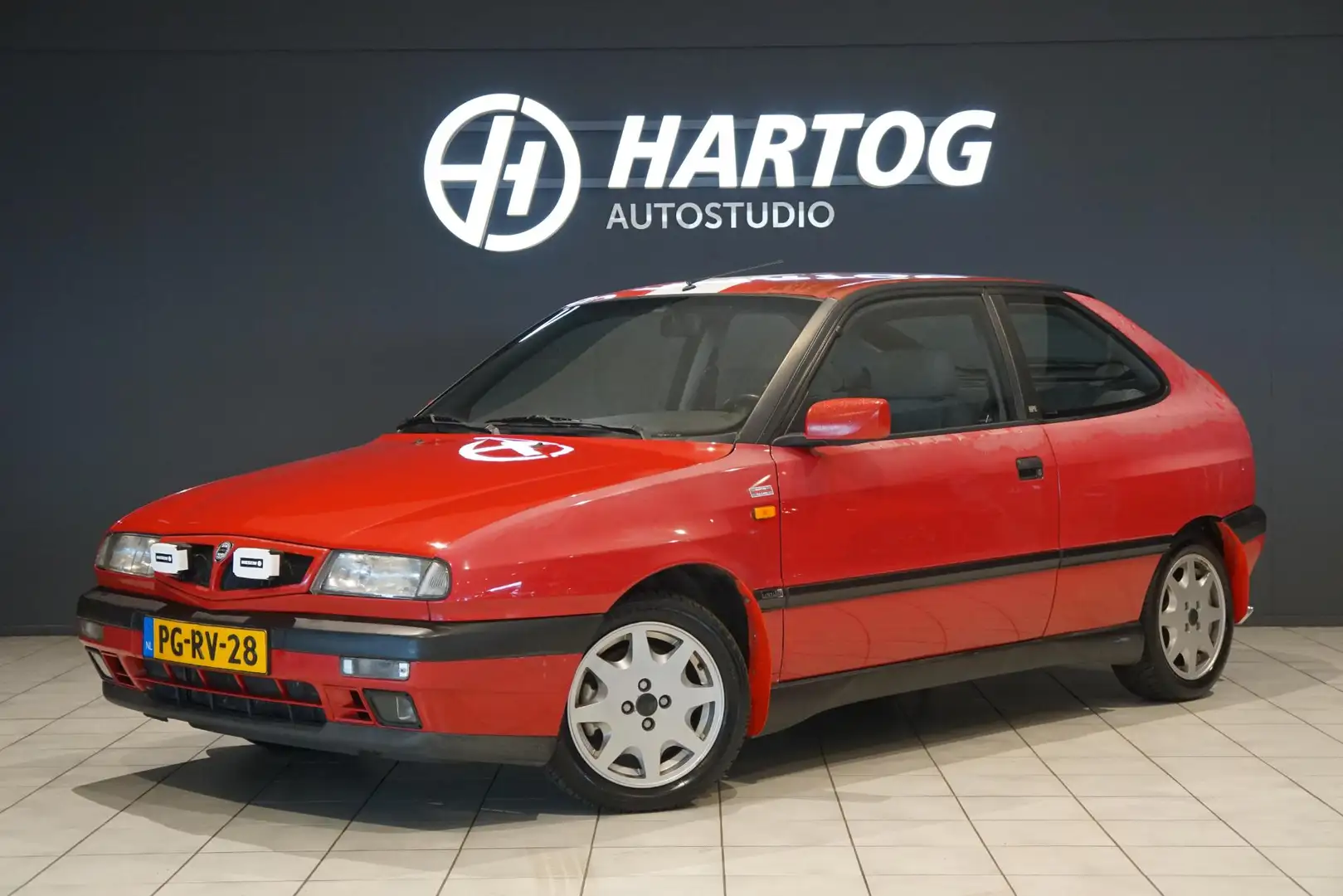 Lancia Delta HPE 2.0-16V 139 PK 3-DEURS ORIGINEEL NEDERLANDS Rood - 1