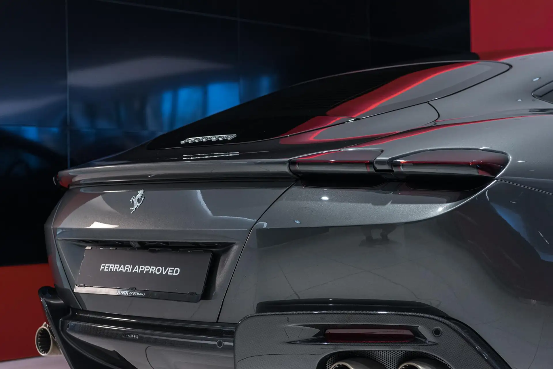 페라리 로마 3.9 V8 BiTurbo 2020 회색 사진 8