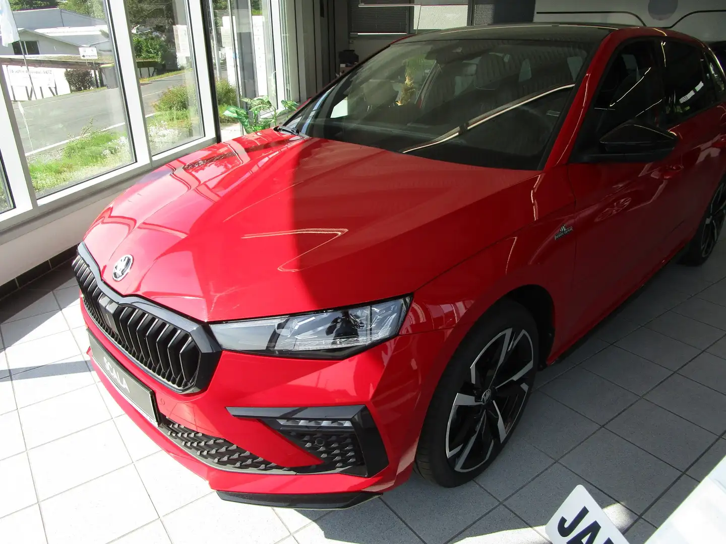 Skoda Scala 1.0 TSI Monte Carlo Rouge - 1