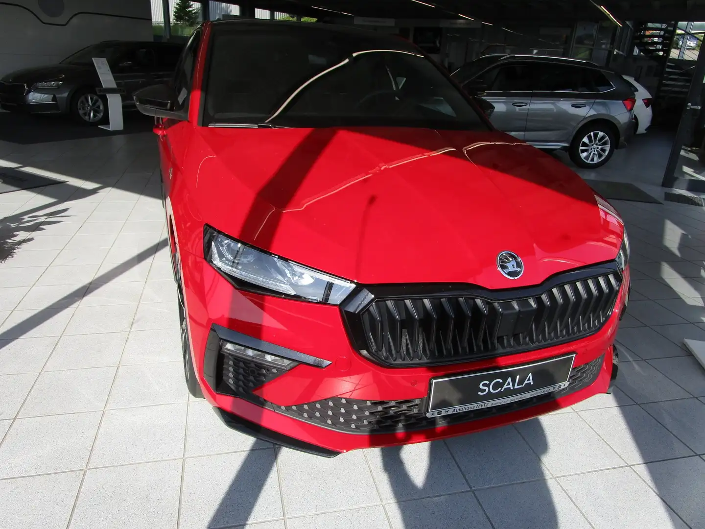 Skoda Scala 1.0 TSI Monte Carlo Rouge - 2
