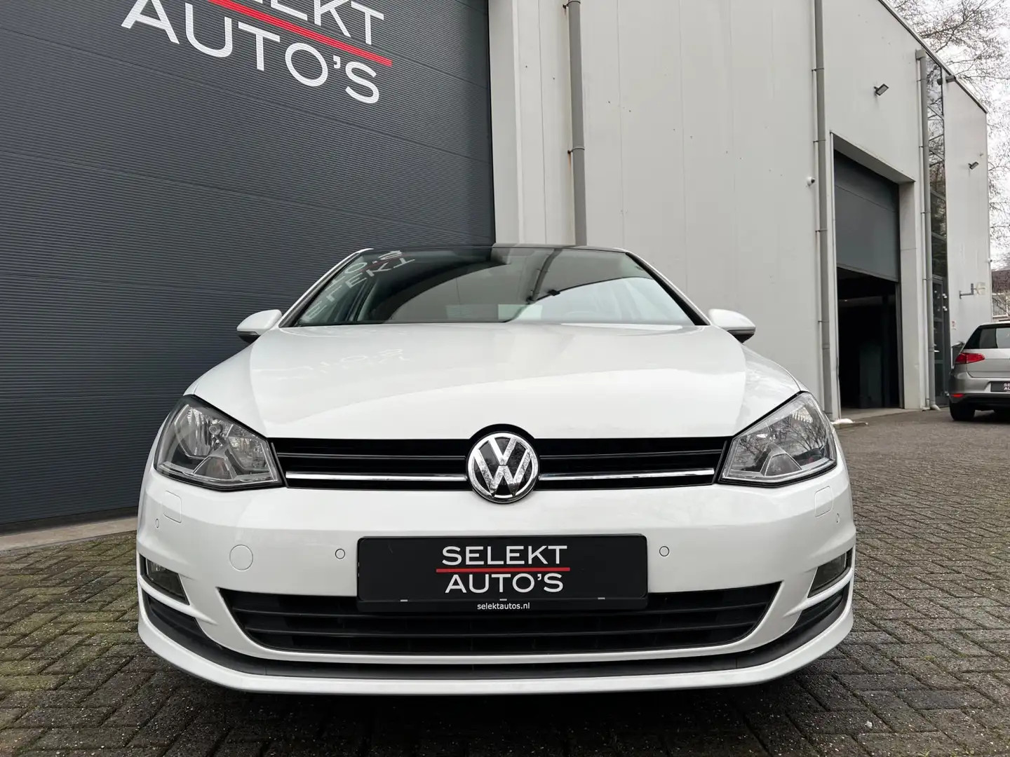 Volkswagen Golf 1.2 TSI CUP Panoramadak/Climate/Cruise/Navigatie/S Blanc - 2