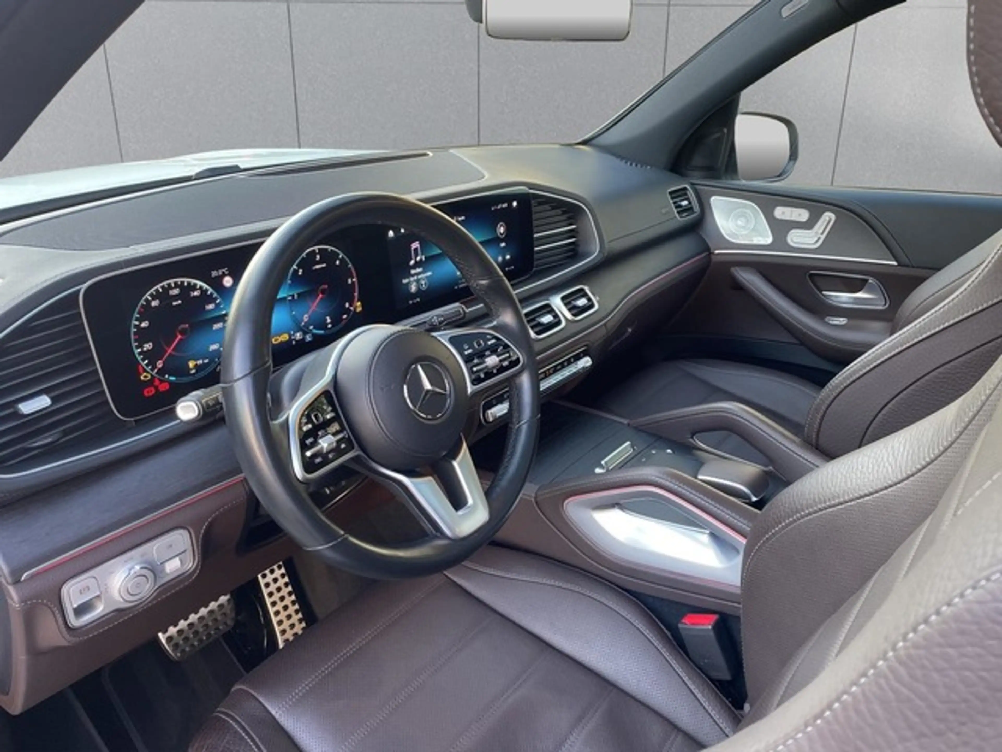 Mercedes-Benz GLS 400 d 4Matic AMG Line 360Kamera Multibeam Standheiz. — photo 15