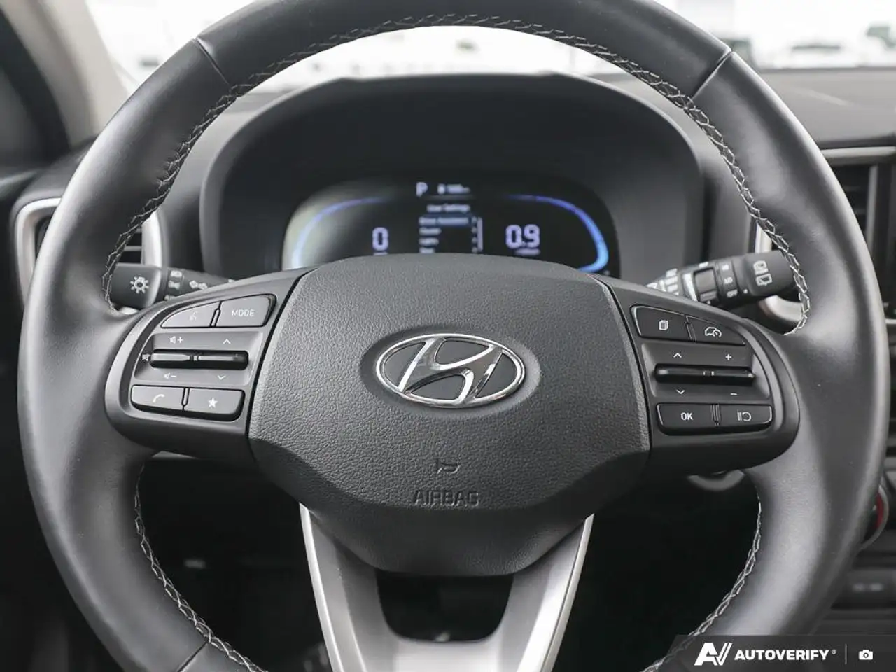 Hyundai Venue снимка Hyundai Venue