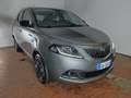 Lancia Ypsilon 1.0 Hybrid 70cv Gold Car Play + Telecamera Gris - thumbnail 1