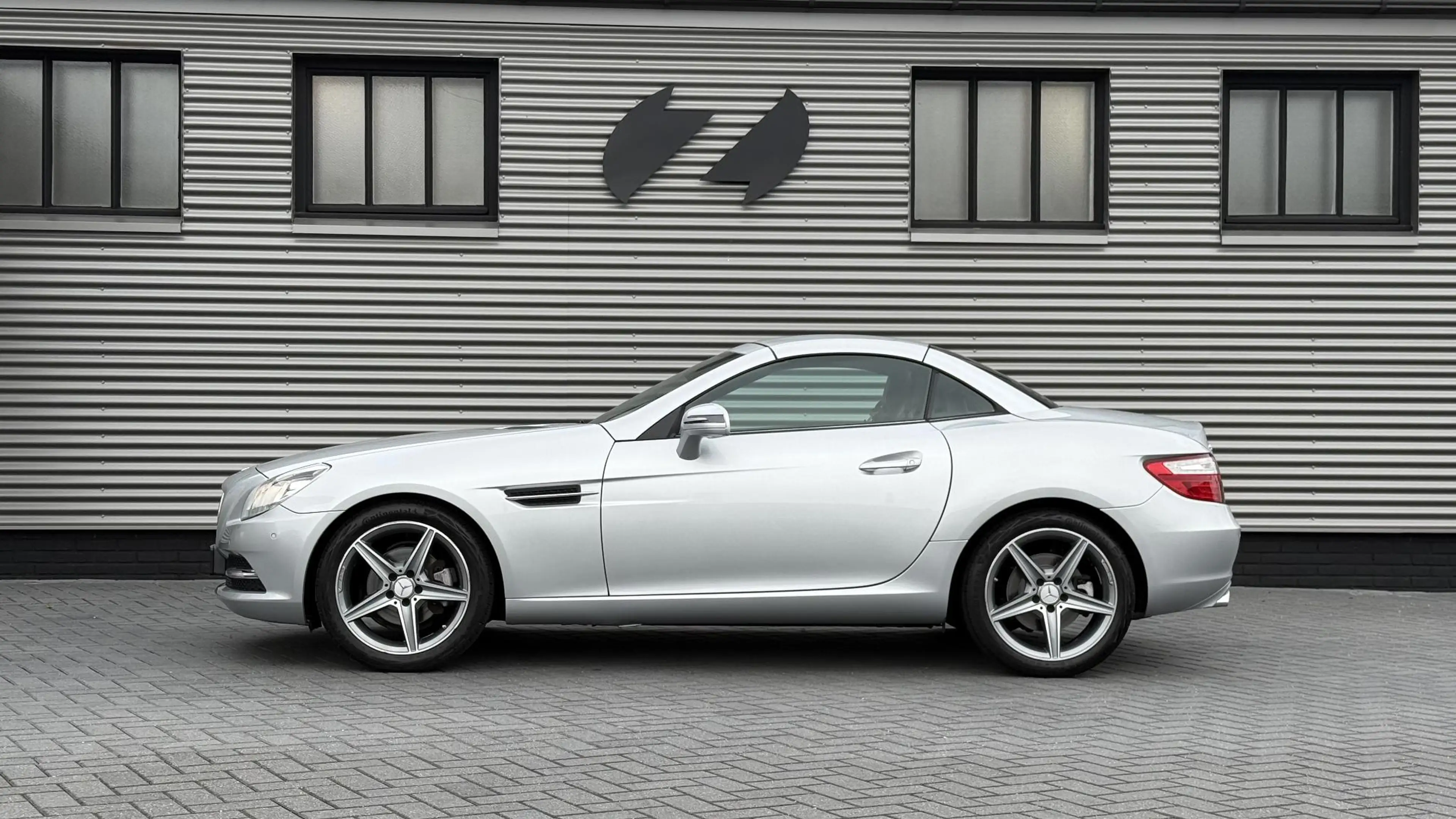 Mercedes-Benz SLK 200 — photo 4