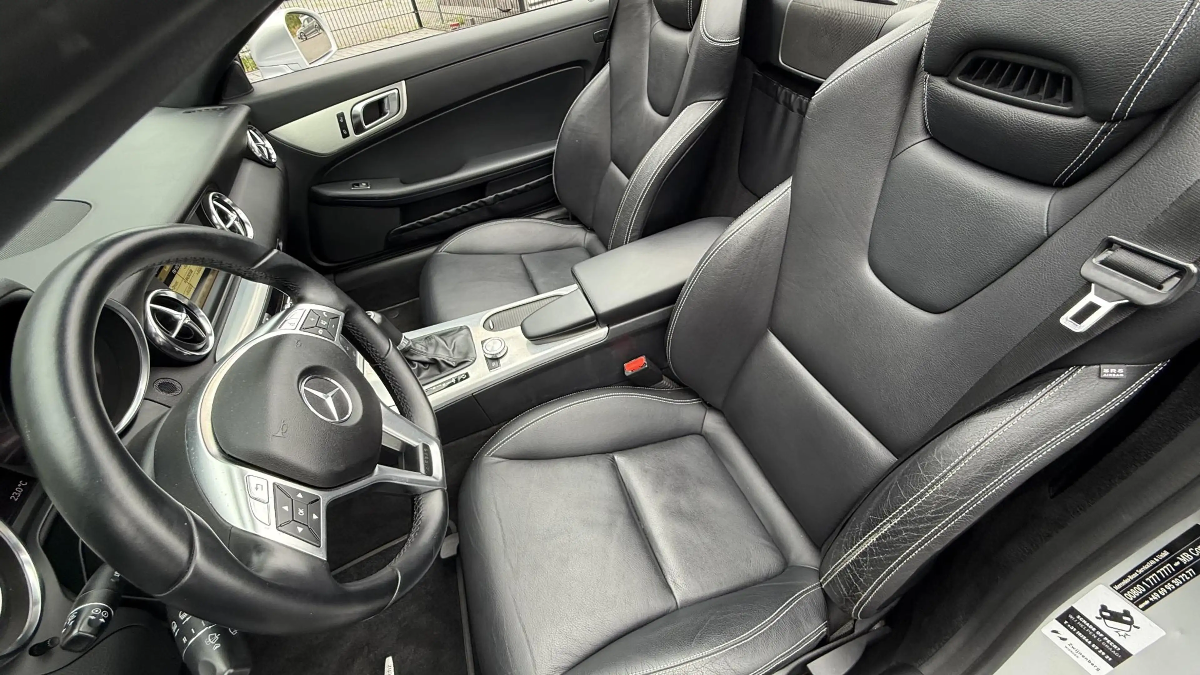 Mercedes-Benz SLK 200 — photo 10