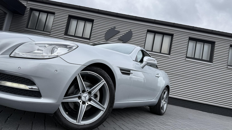 Mercedes-Benz SLK 200 — photo 2
