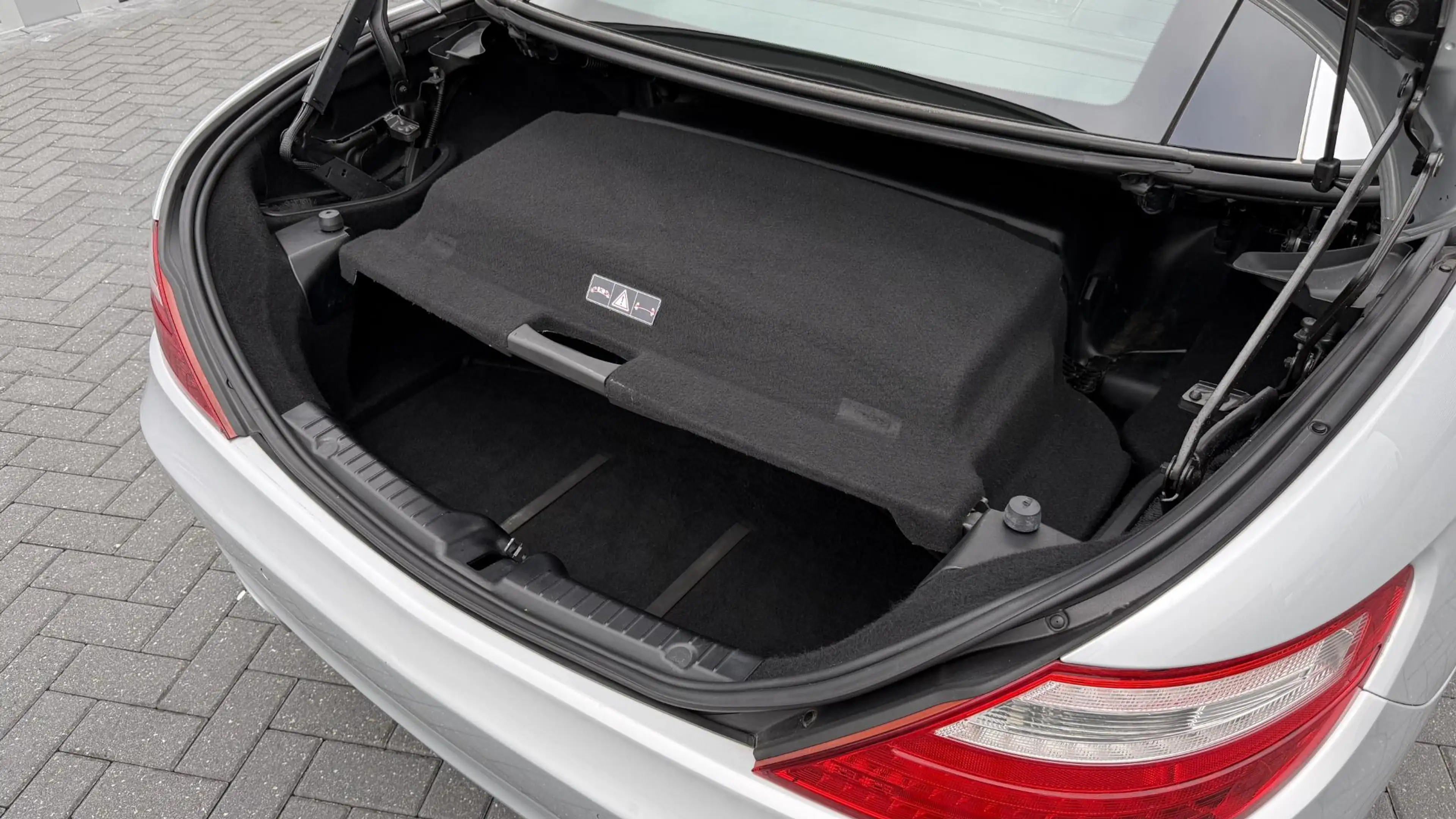 Mercedes-Benz SLK 200 — photo 9