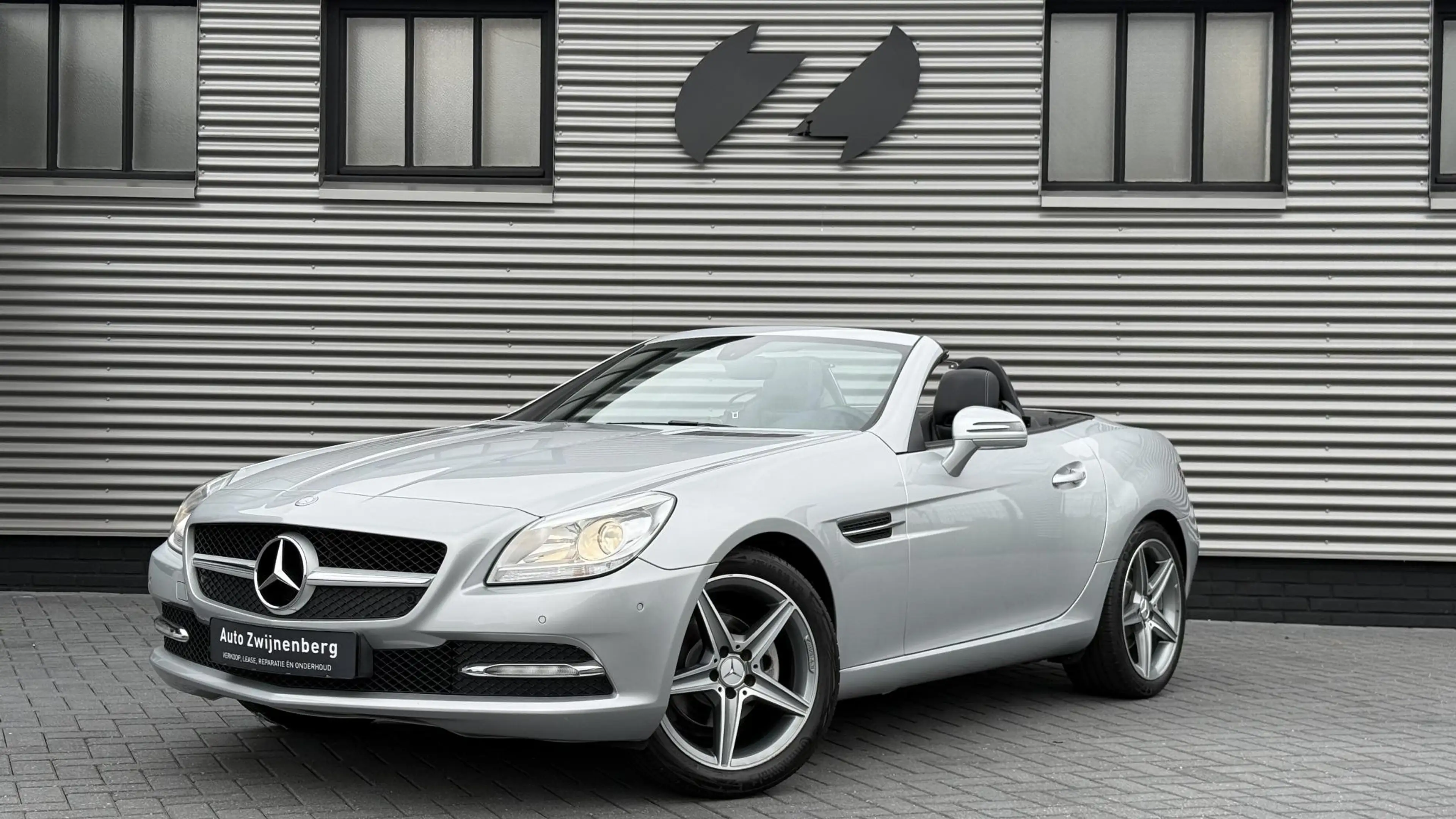 Mercedes-Benz SLK 200 — photo 24