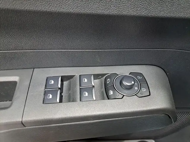 Ford Tourneo Courier view 10