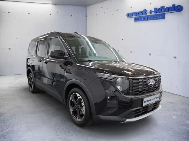 Ford Tourneo Courier view 2