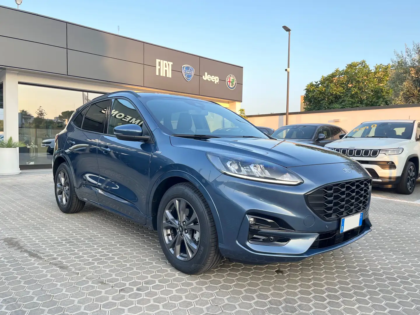 Ford Kuga Kuga 1.5 Ecoblue ST-Line 2wd 120cv Blu/Azzurro - 2