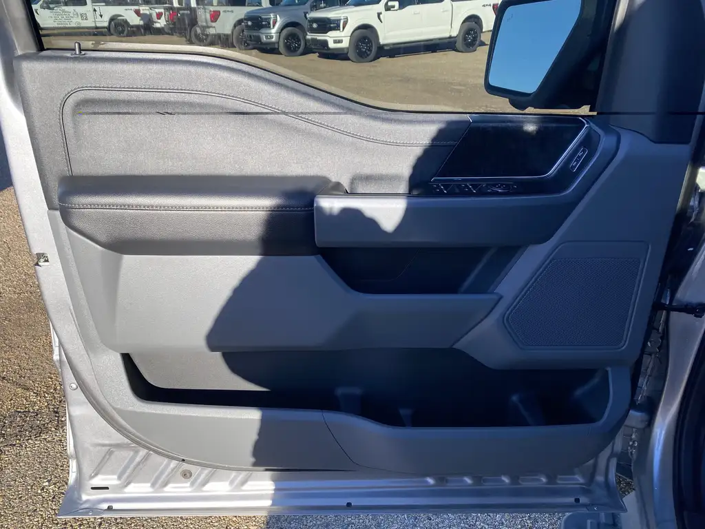 2023 Ford F-150 Lightning XLT SuperCrew 145 | 4X4 | 360 Cam | Trailer Sway C — photo 7