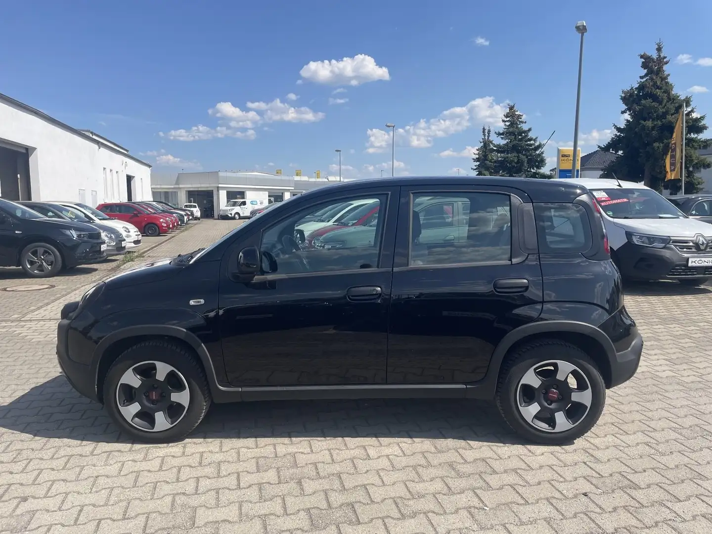 Fiat Panda Cross MY22 City Plus 1.0 GS Schwarz - 2