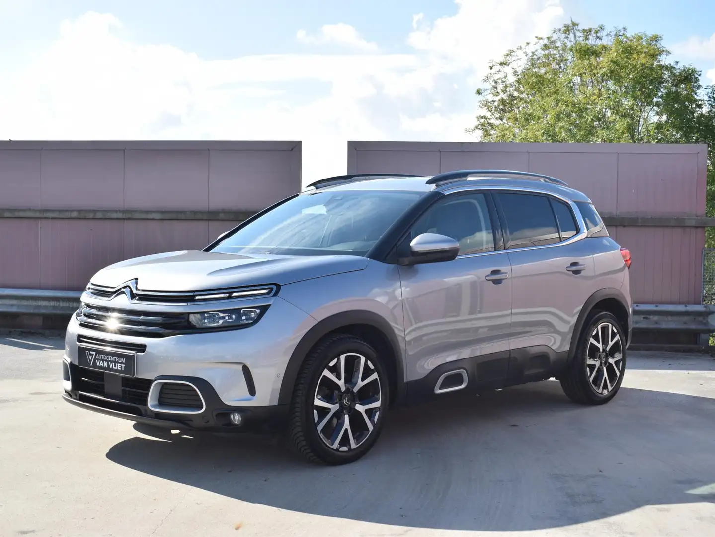 Citroen C5 Aircross 1.2 PureTech Shine ACHTERUITRIJCAMERA MET SENSOREN Grijs - 2