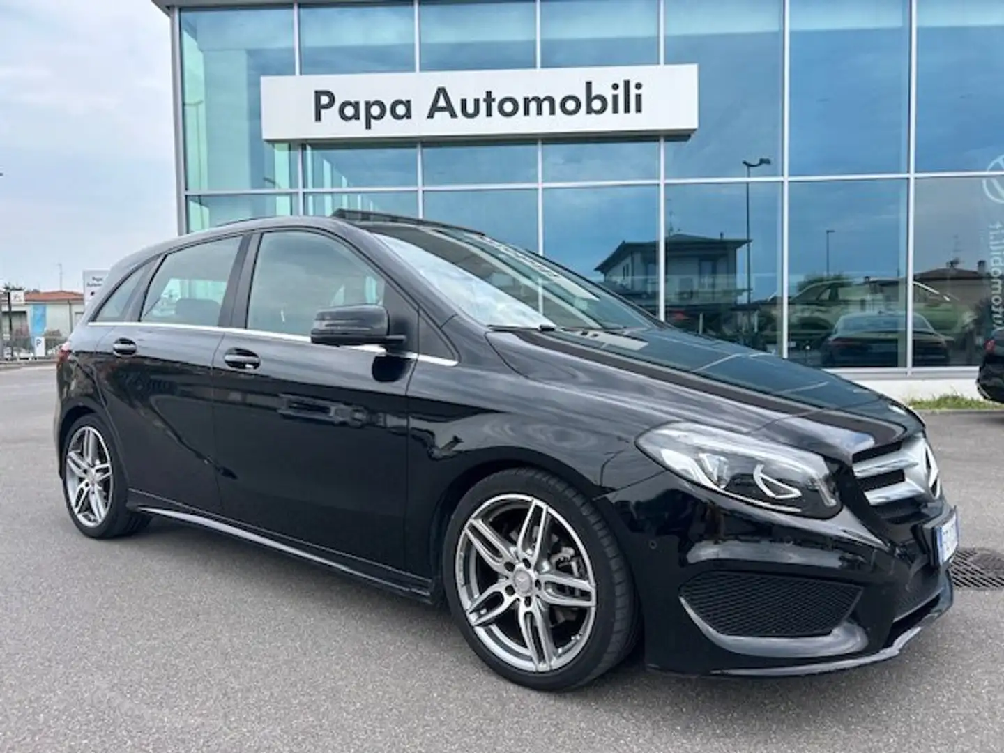 Mercedes-Benz B 180 D AUT. TETTO APRIBILE PANORAMA Nero - 1