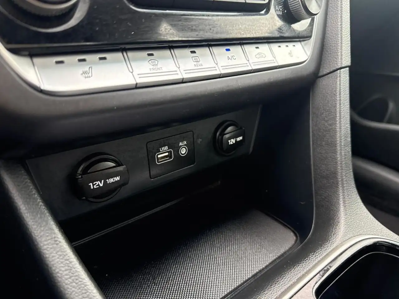 Hyundai SONATA снимка Hyundai SONATA