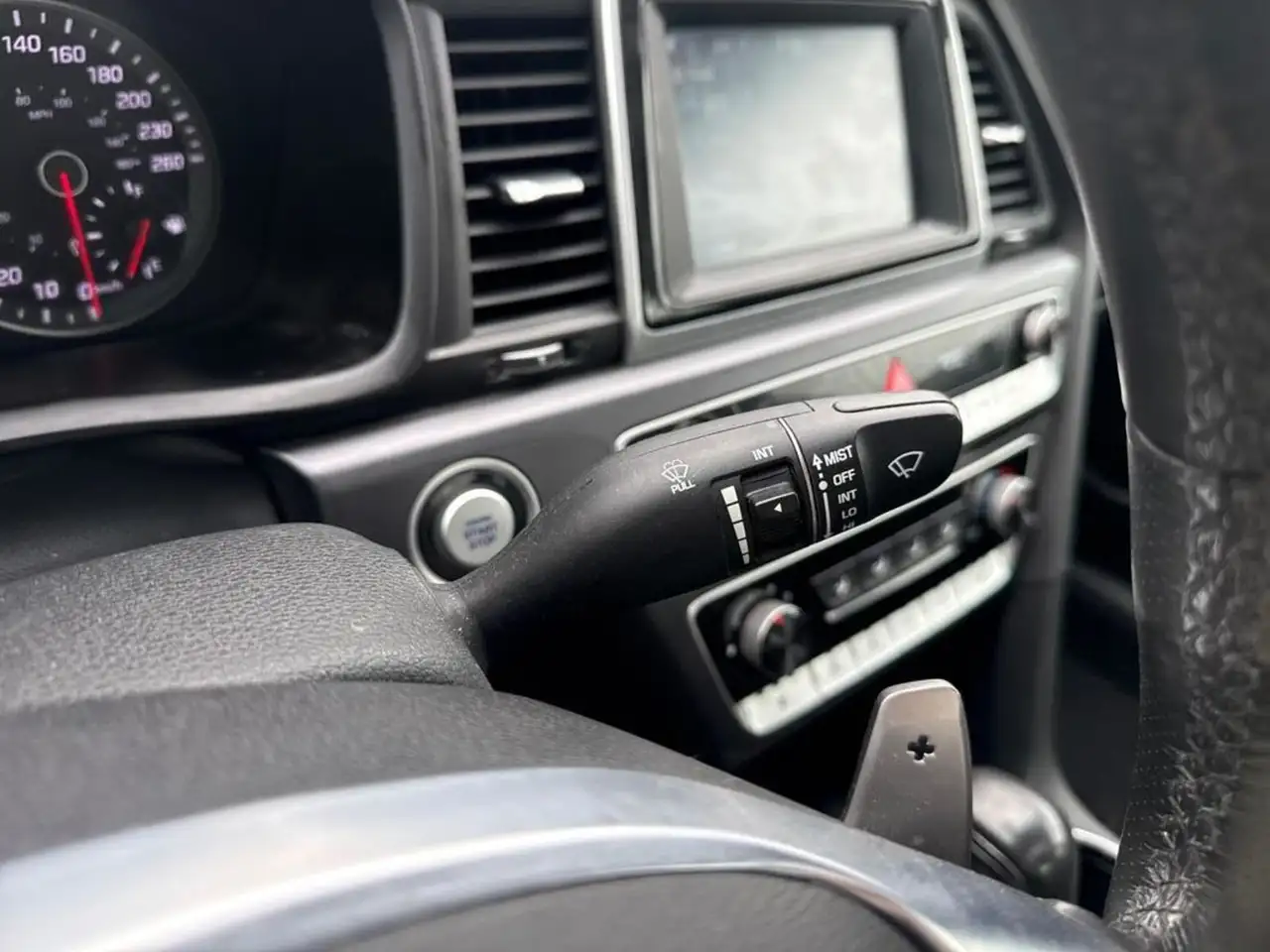 Hyundai SONATA снимка Hyundai SONATA