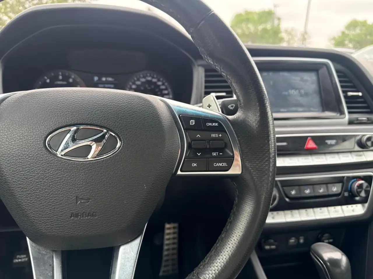 Hyundai SONATA снимка Hyundai SONATA