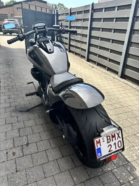 Suzuki Intruder M - foto 5