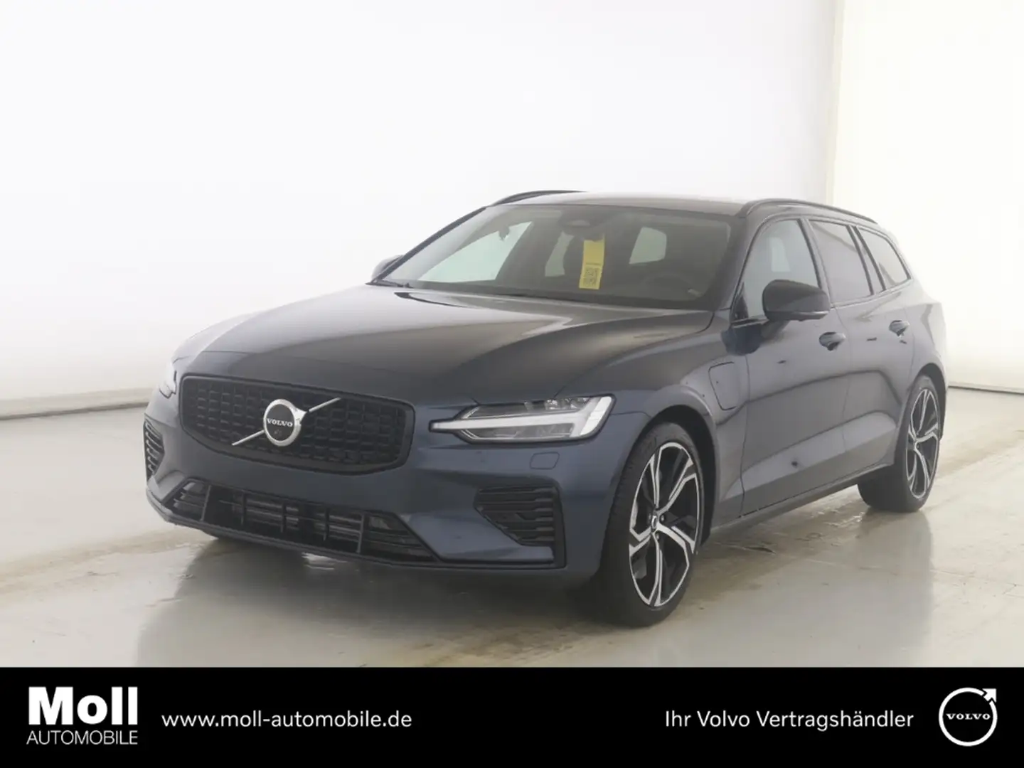 Volvo V60 Kombi Plus Dark Recharge Plug-In Hybrid AWD StandH Blau - 1