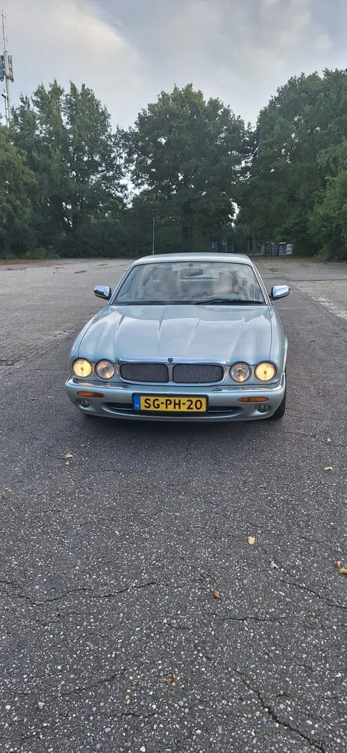 Jaguar XJ8 Executive - 2