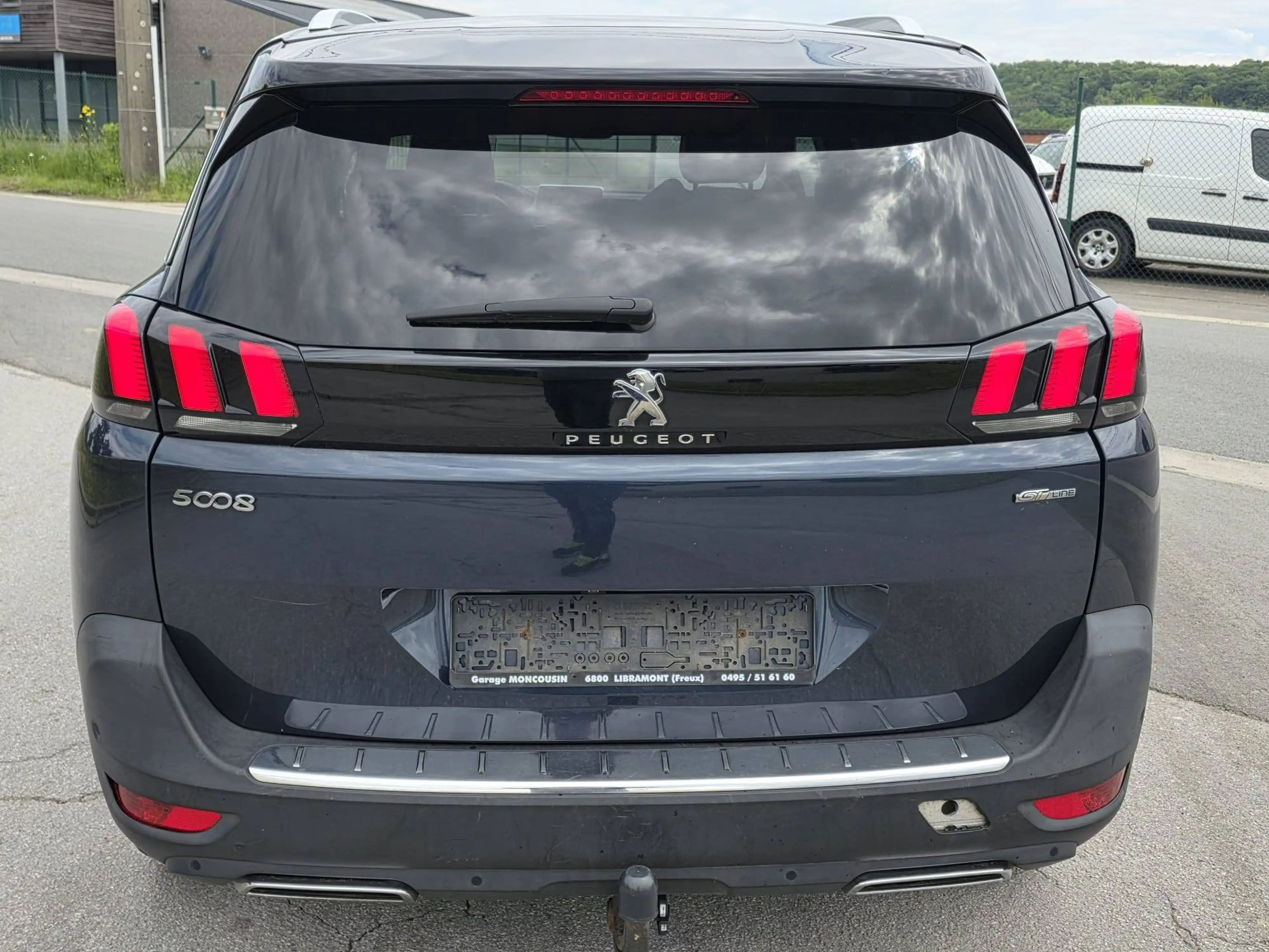 Peugeot 5008 5008 1.5 BlueHDi GT Line — photo 4