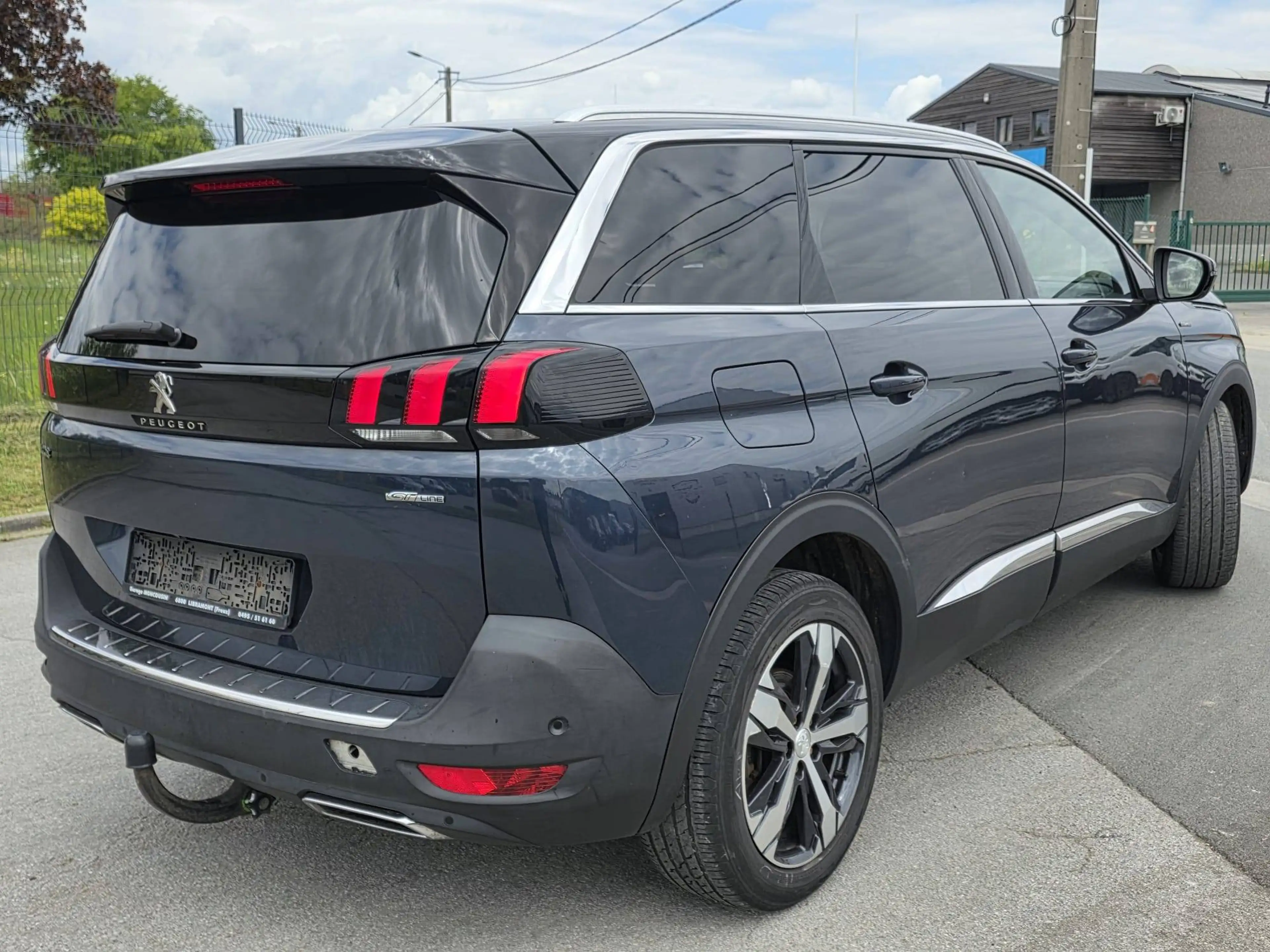 Peugeot 5008 5008 1.5 BlueHDi GT Line — photo 3
