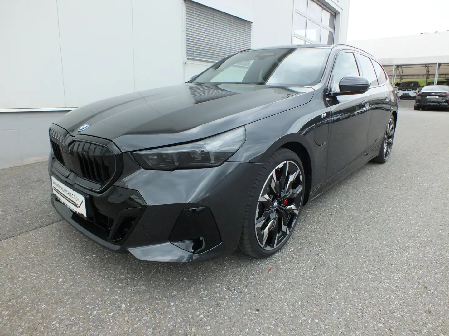 BMW 550 550e xDrive Grau - 1