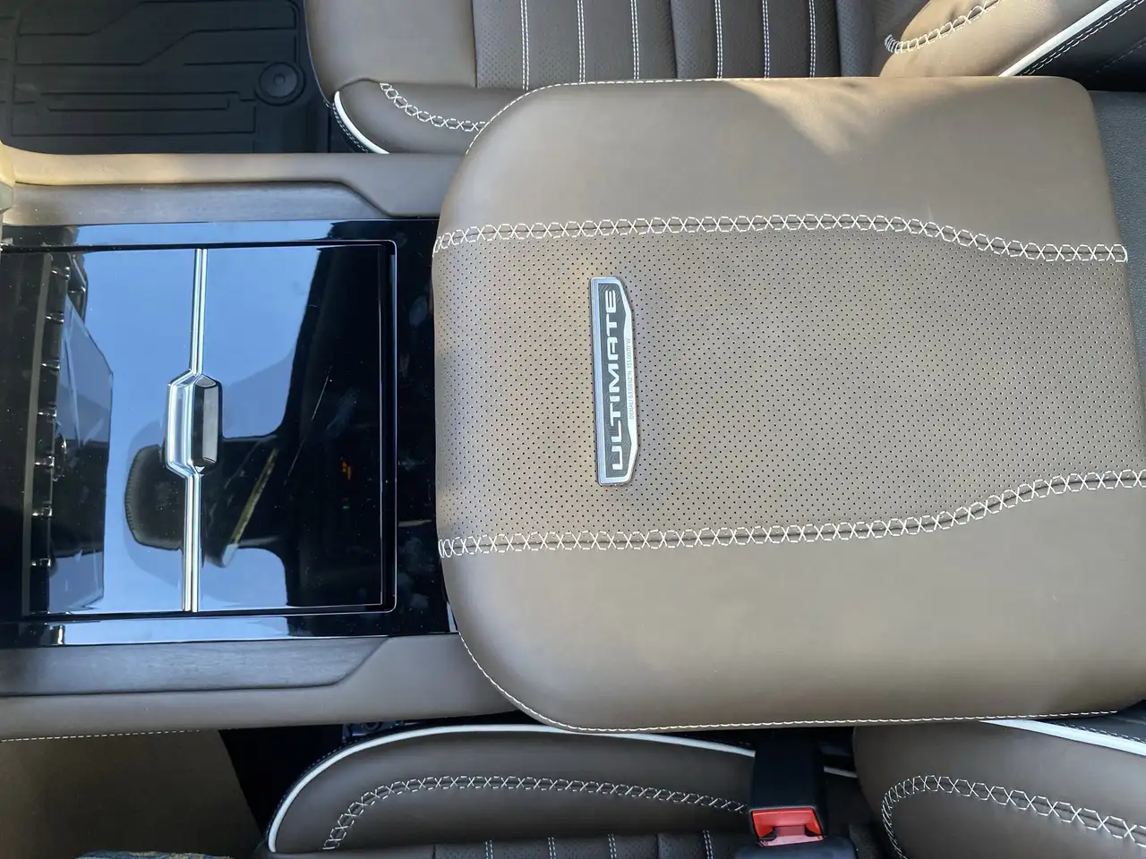 GMC Yukon снимка GMC Yukon