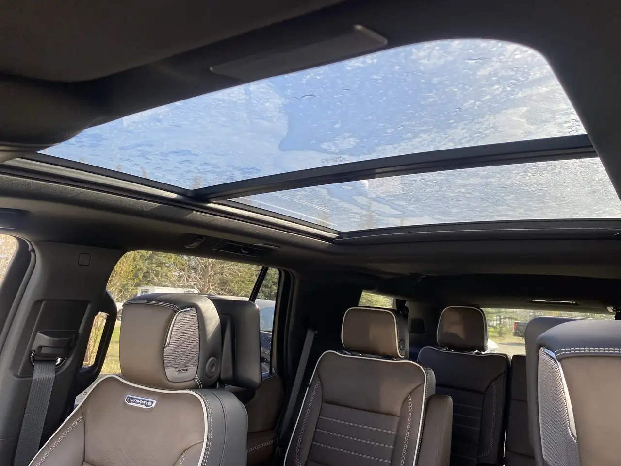 GMC Yukon снимка GMC Yukon