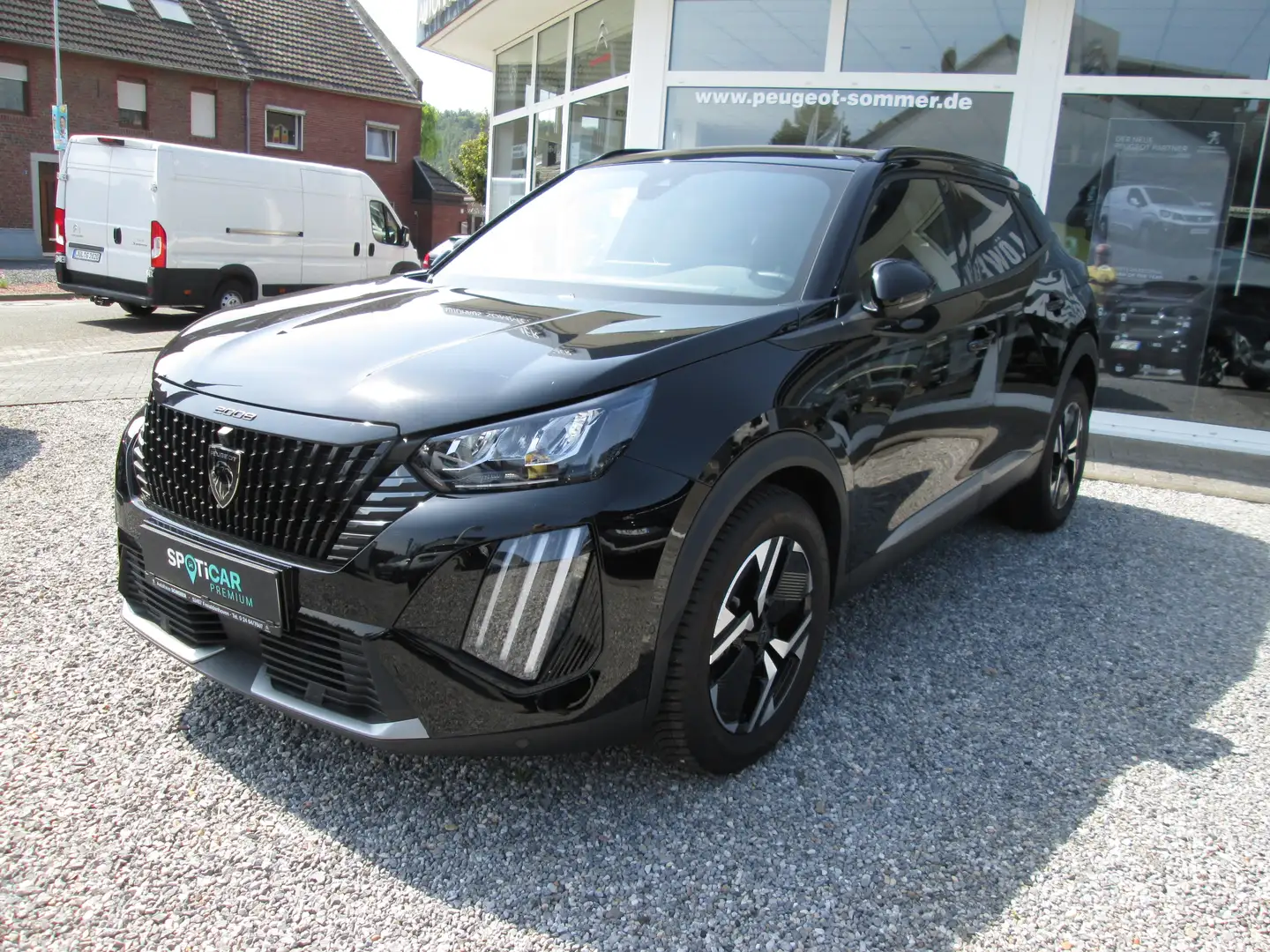 Peugeot 2008 PureTech 100 Allure Noir - 1