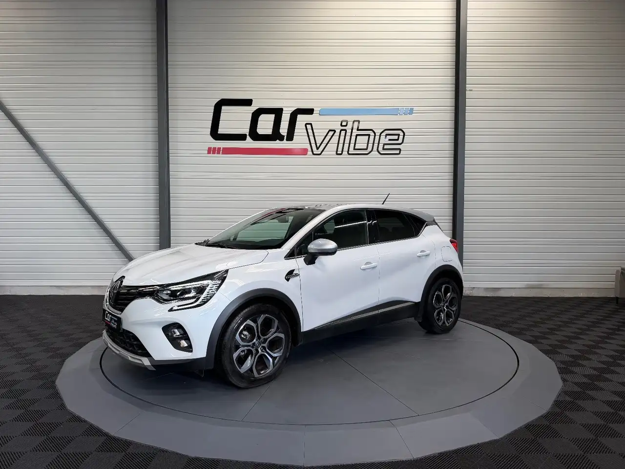 Renault Captur — photo 8